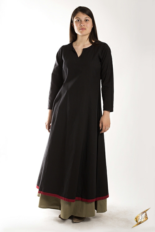 Robe avec surpiqures en noir L 2