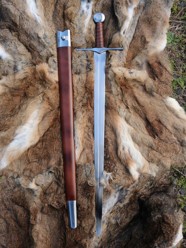 Épée à pommeau à disque, avec fourreau 2