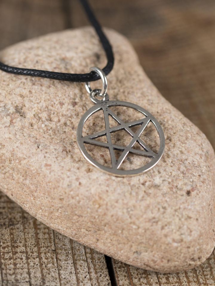 Petit pendentif "Pentagramme" 2