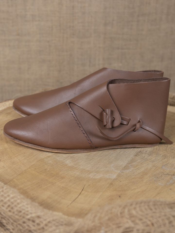 Chaussures du début du Moyen Âge avec rabat à laçage 37 2