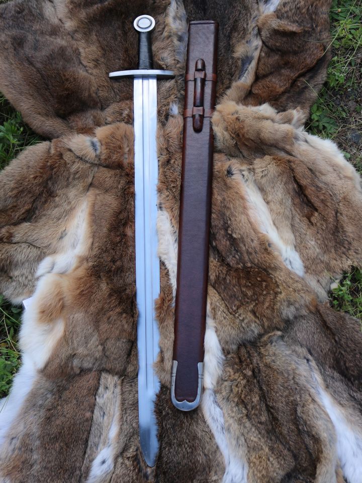 Epée de combat du haut moyen âge 2