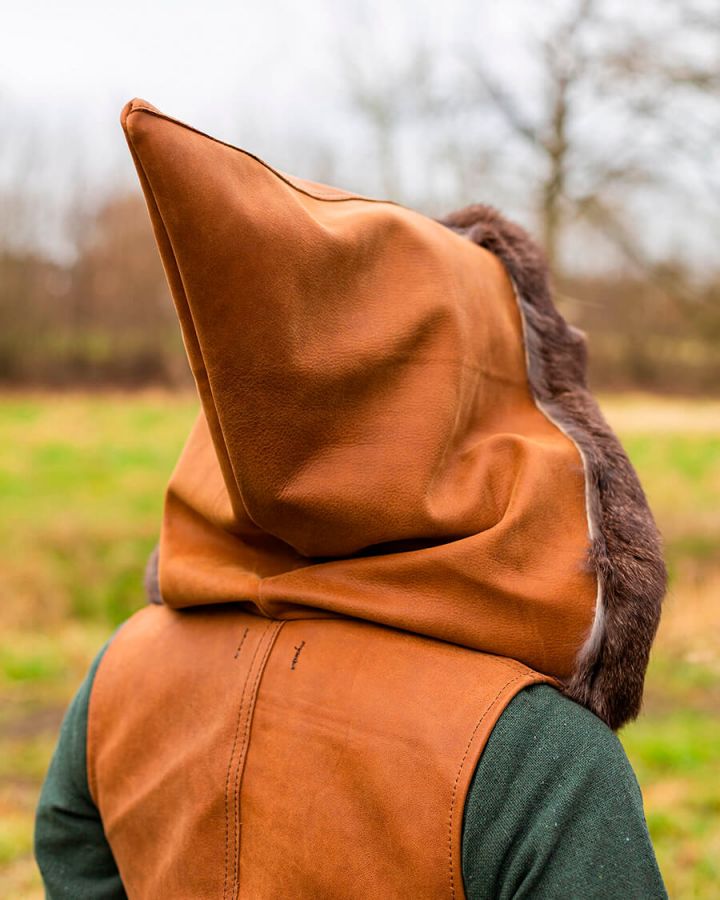 Veste à capuche en cuir brun 2