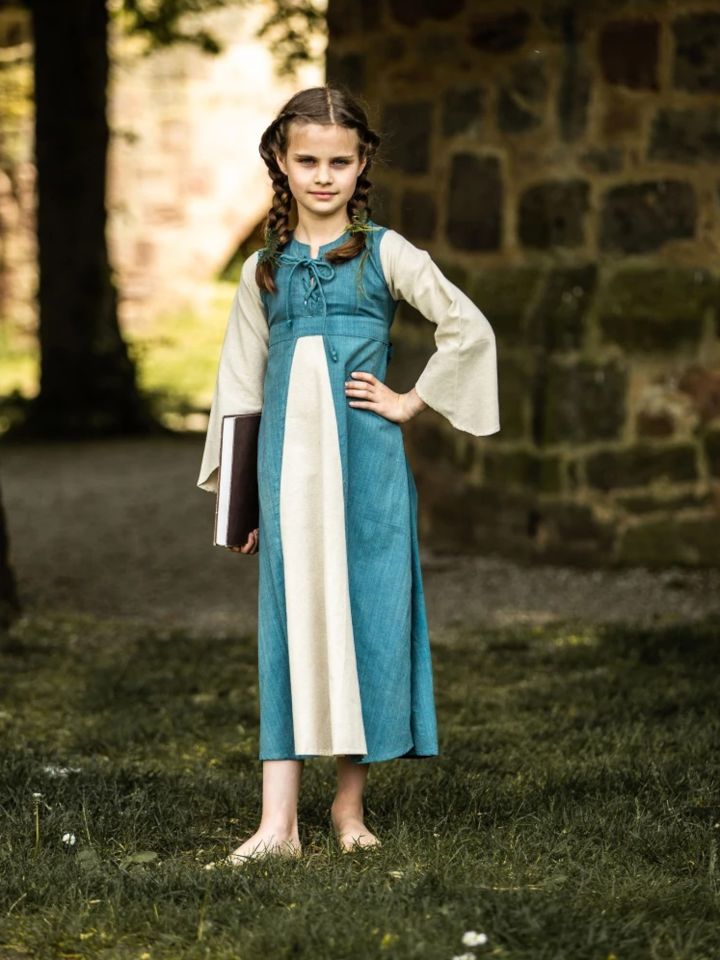 Robe Sophia 122/128 2