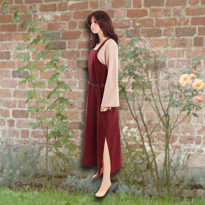 Ensemble robe médiévale rouge et blouse Othilie 2