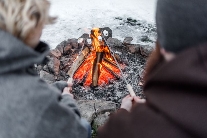 Brochette courbe pour feu de camp 2