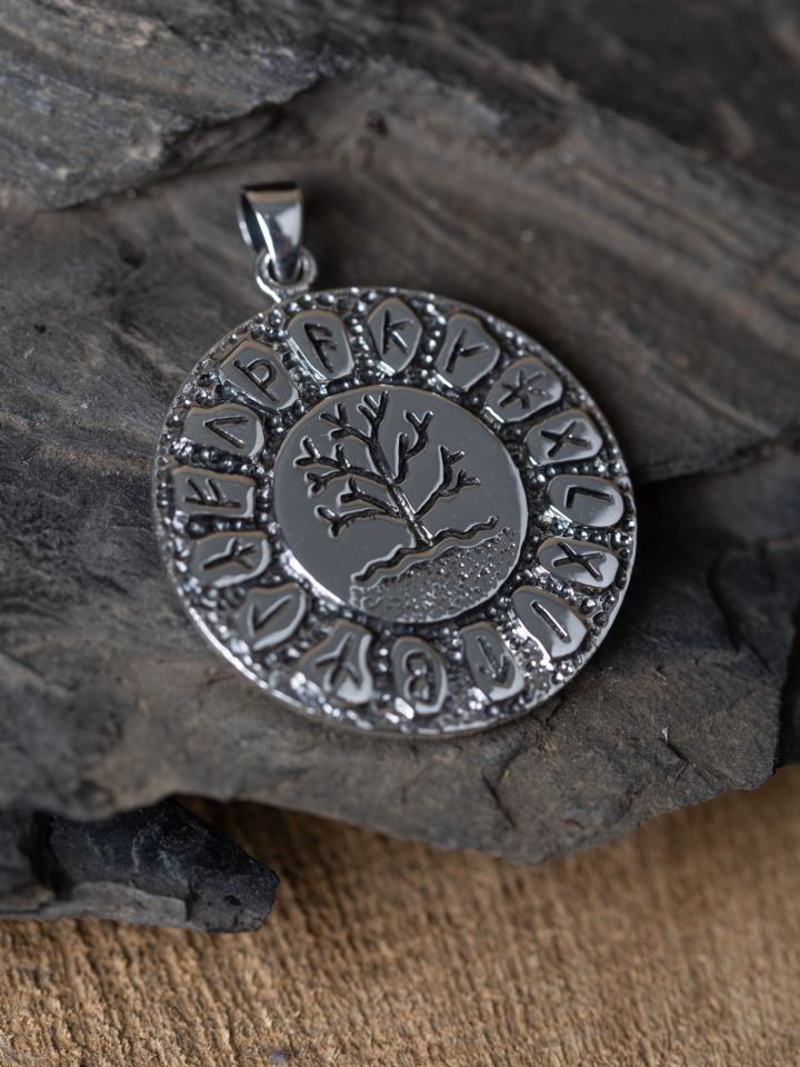 Pendentif en argent Arbre de Vie, avec runes 2