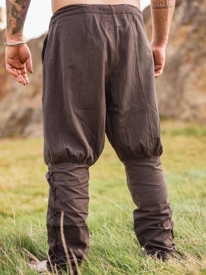 Pantalon en coton en marron 2