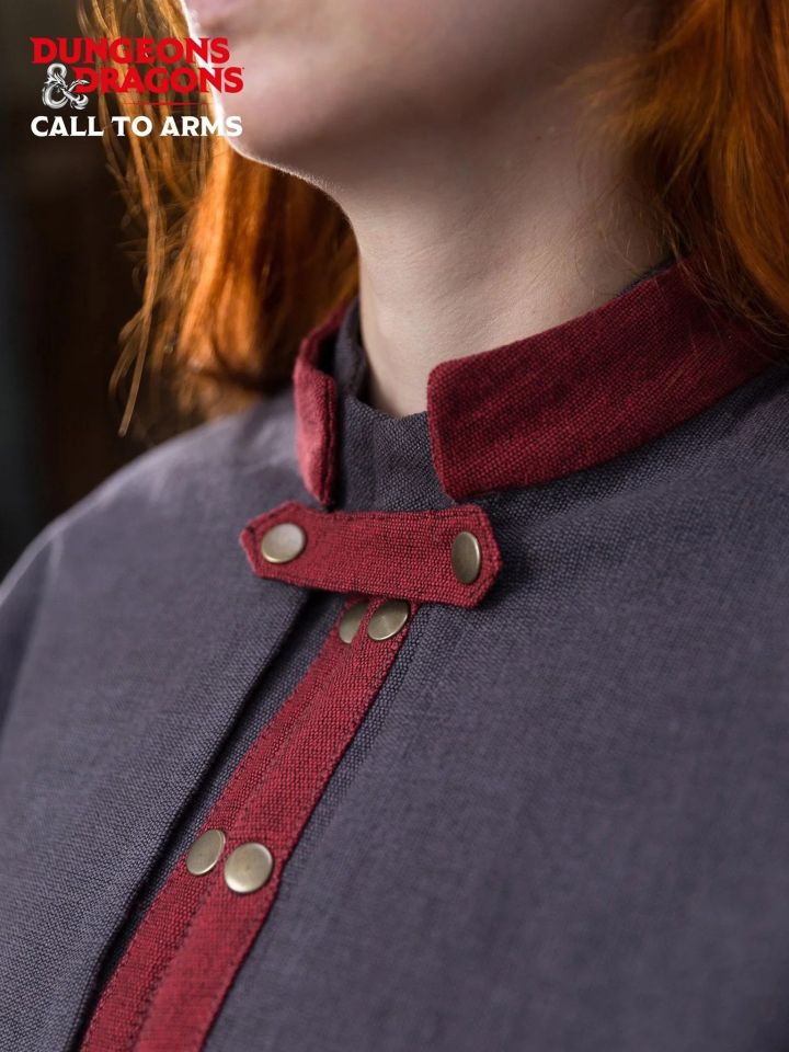 Capelet de démoniste gris et rouge 3
