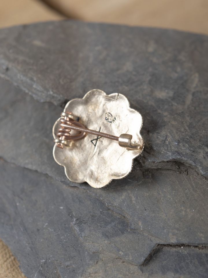 Broche fleur couleur bronze 3