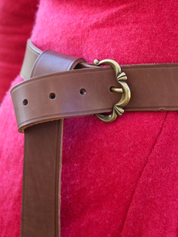 Ceinture élégante avec rivets pétales de roses 3
