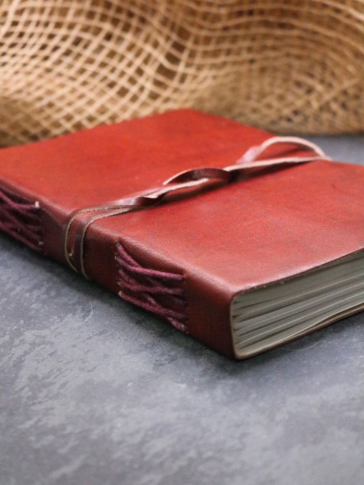 Carnet d'écriture relié en cuir 3