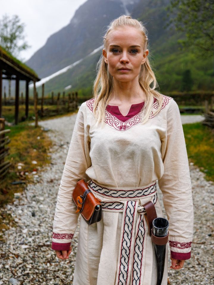 Robe viking Lagertha, rouge et écrue M 3