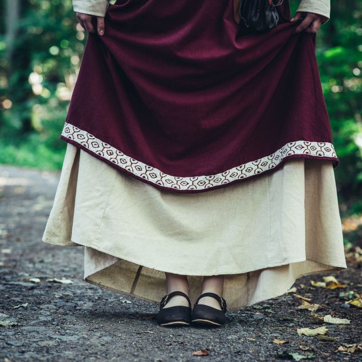 Sur-robe Hetja en rouge L/XL 3