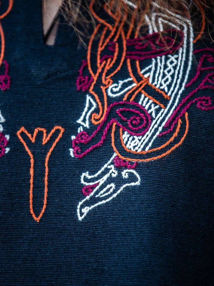 Tunique viking Snorri noire, ornement rouge-écru XXL 3