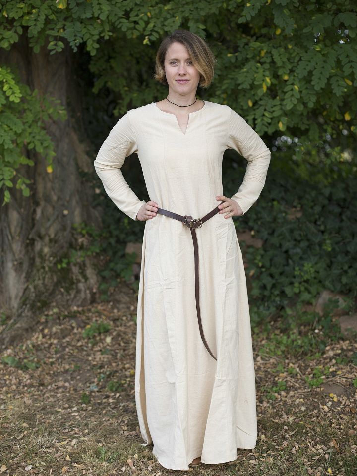 Robe médiévale simple en blanc-écru 3