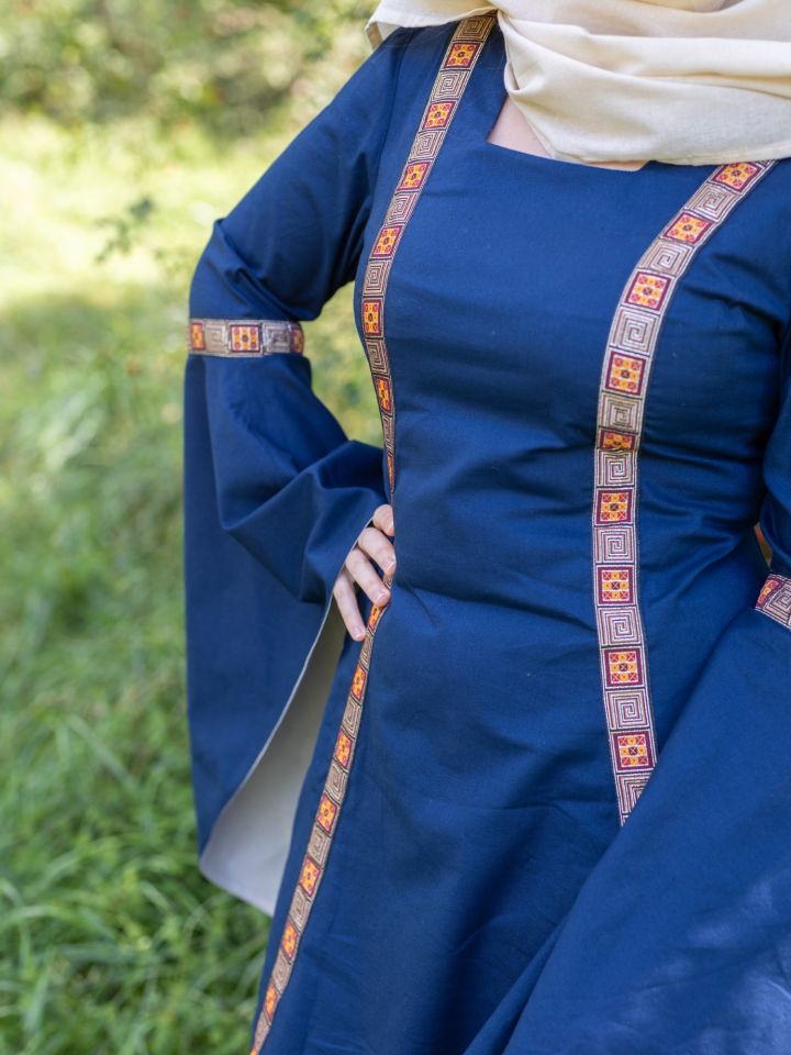 Robe médiévale Rachel M 3