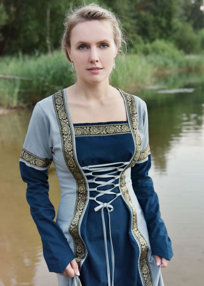 Robe médiévale Eléonore en bleu bicolore L 3