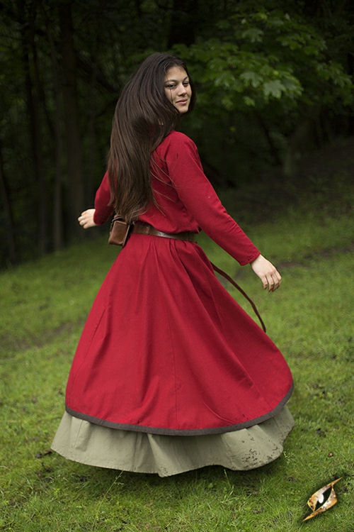 Robe avec surpiqures en rouge XL 3