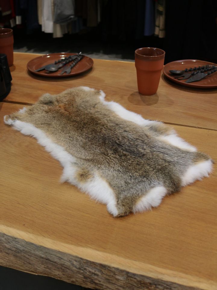 Peau de lapin marron 3