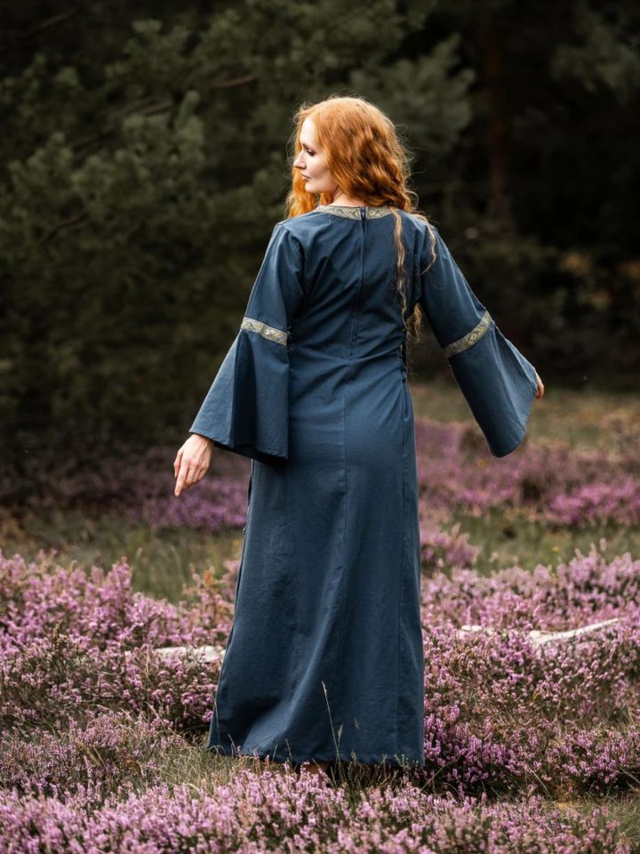 Robe médiévale bleue, lacée sur les côtés 3