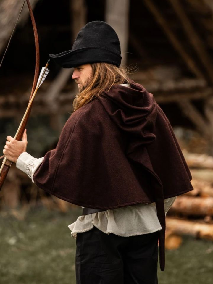 Chapeau de Robin des Bois en noir 3