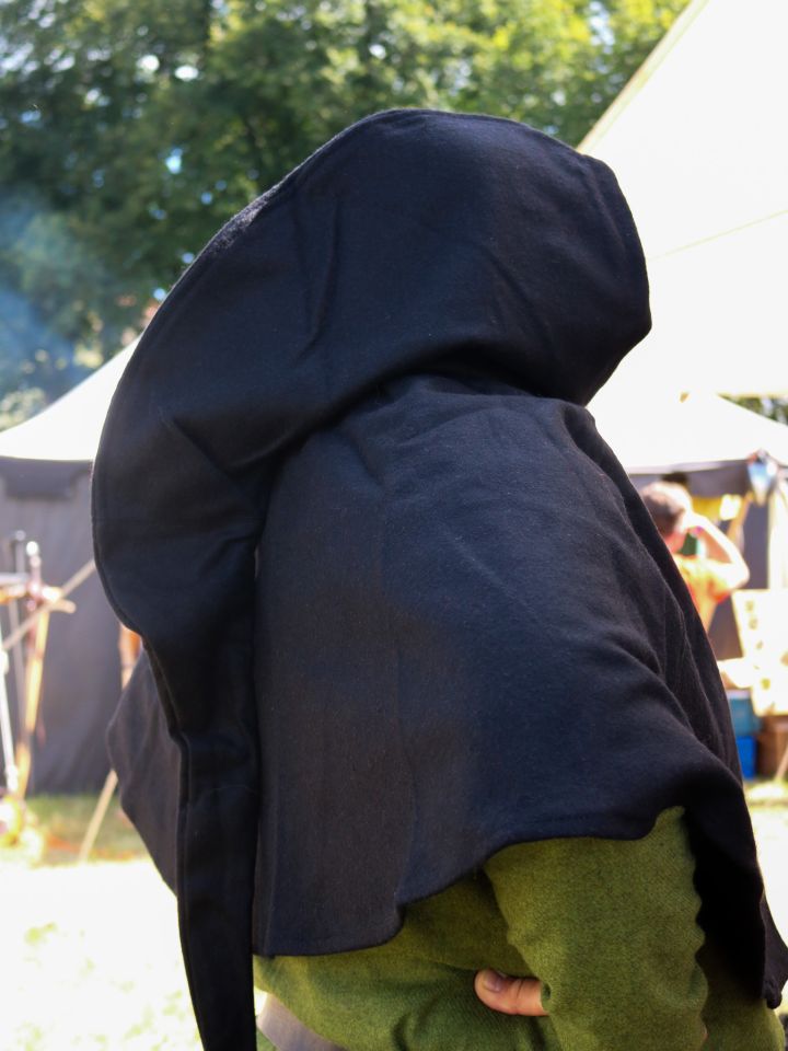 Capuchon en laine feutrée en noir 4