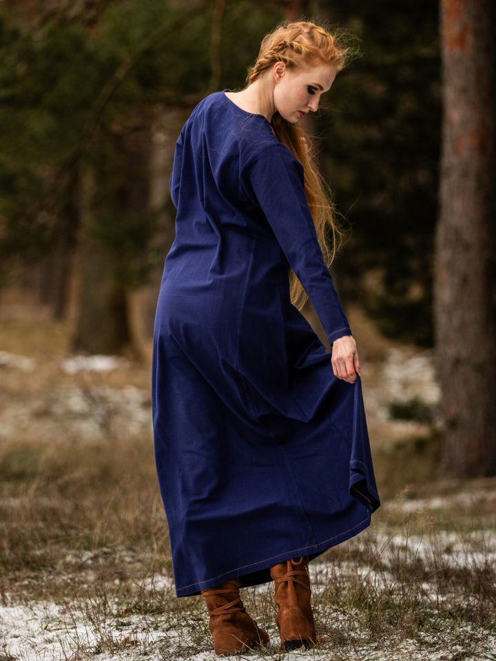 Robe viking Aslaug bleue 4