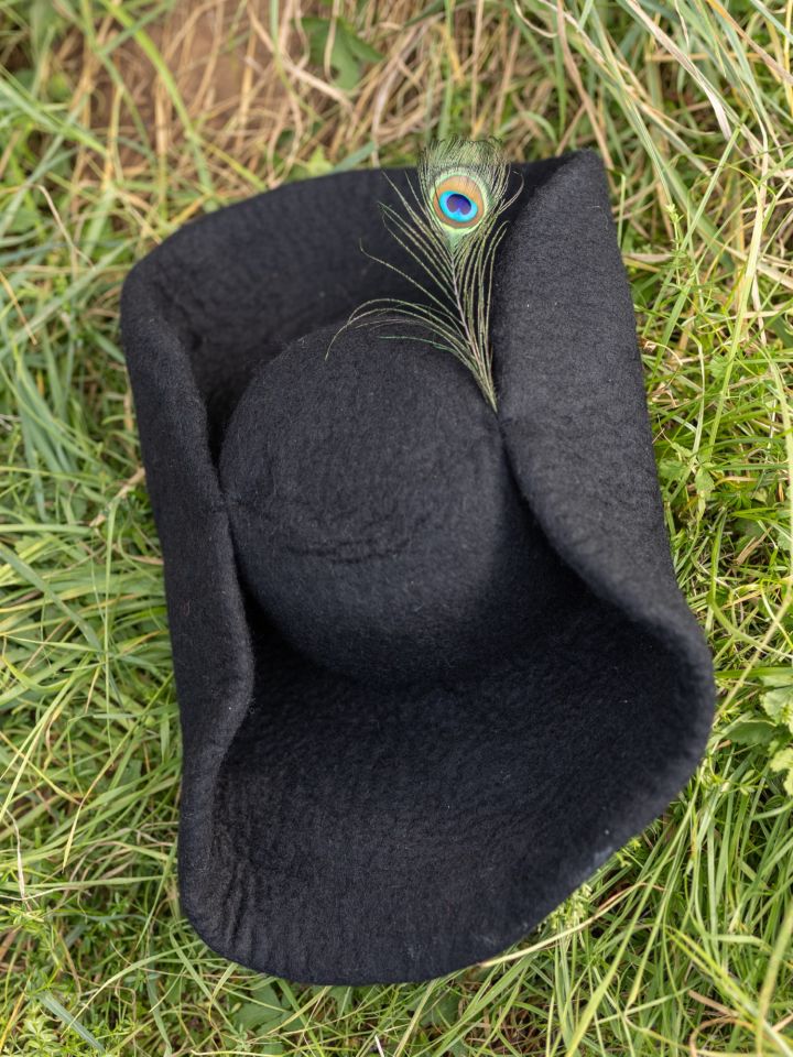 Chapeau tricorne ou bicorne en feutre en noir 4
