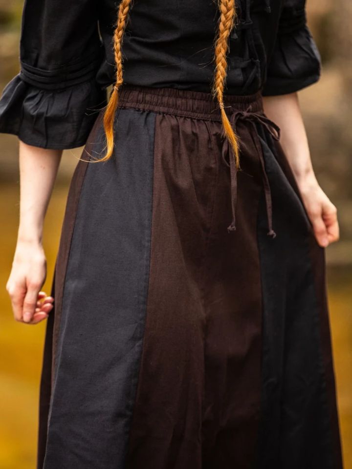Jupe médiévale bicolore noire et marron 4
