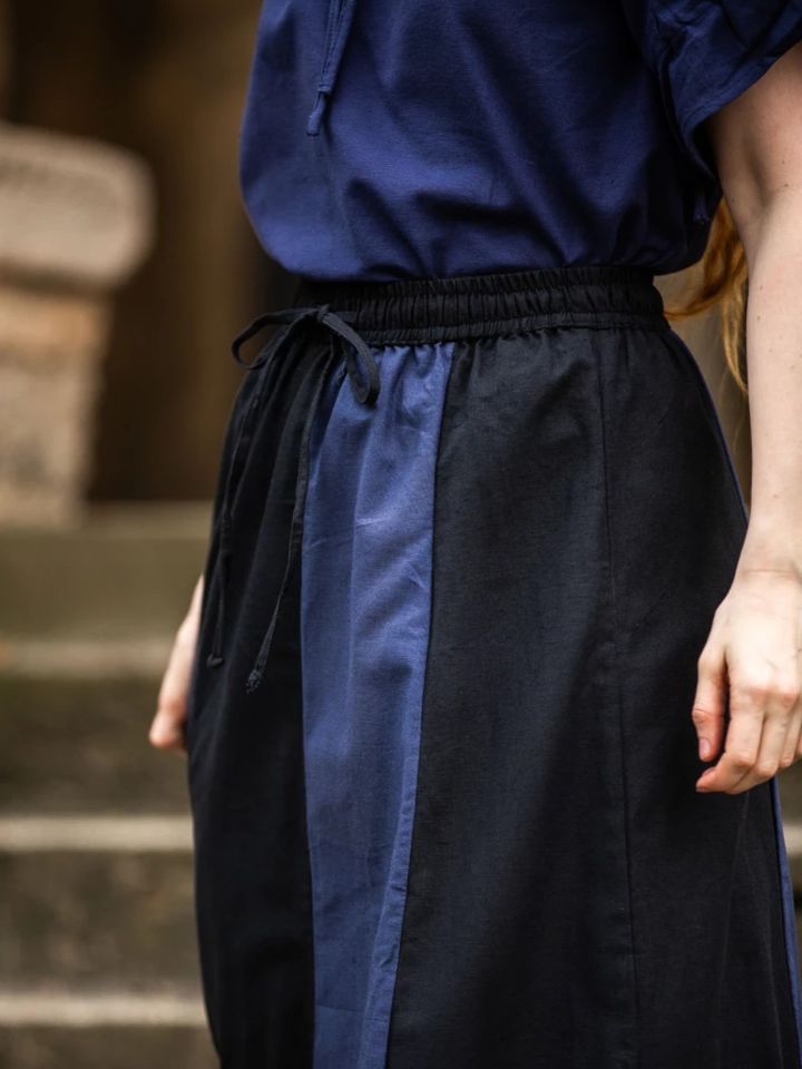 Jupe Médiévale bicolore noire et bleue 4