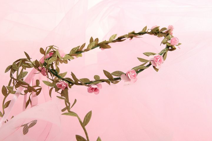 Couronne de roses de couleur rose 4