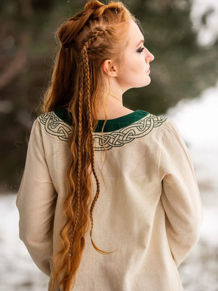 Robe viking Lagertha vert naturel 5