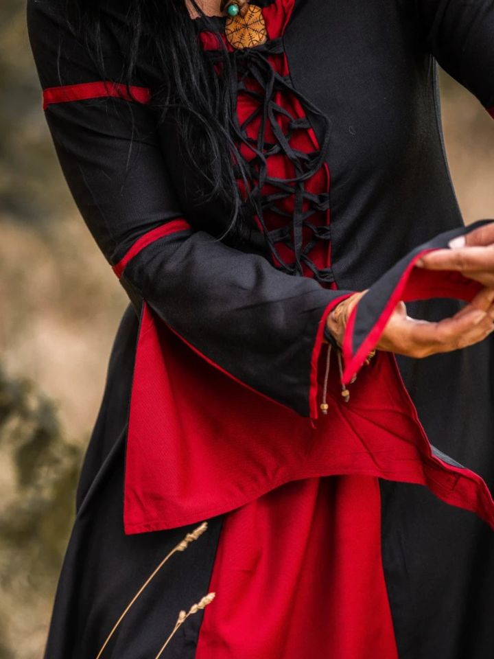 Robe à manches trompette noire/rouge 5