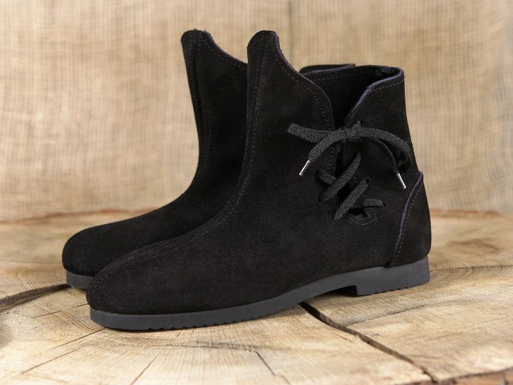 Bottines médiévales en cuir pour femme 5