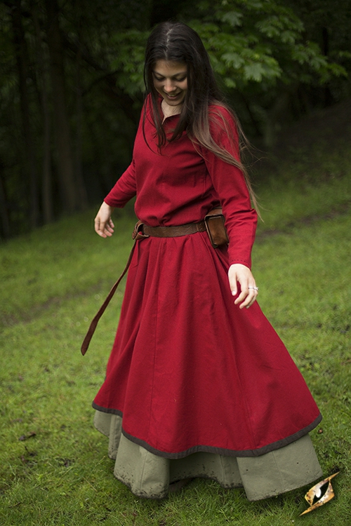 Robe avec surpiqures en rouge XL 5