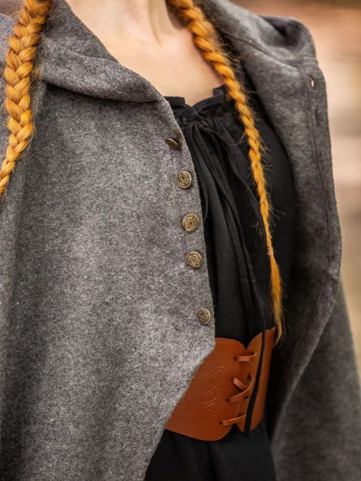 Cape avec boutons métalliques en gris 5