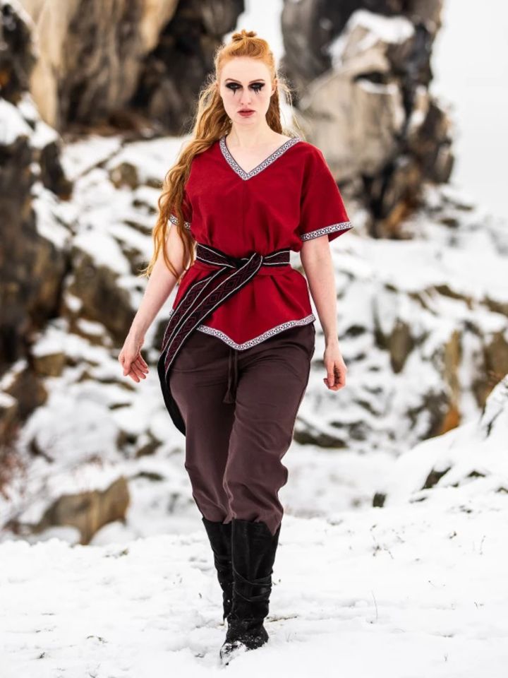 Tunique Viking Matilda en rouge 5