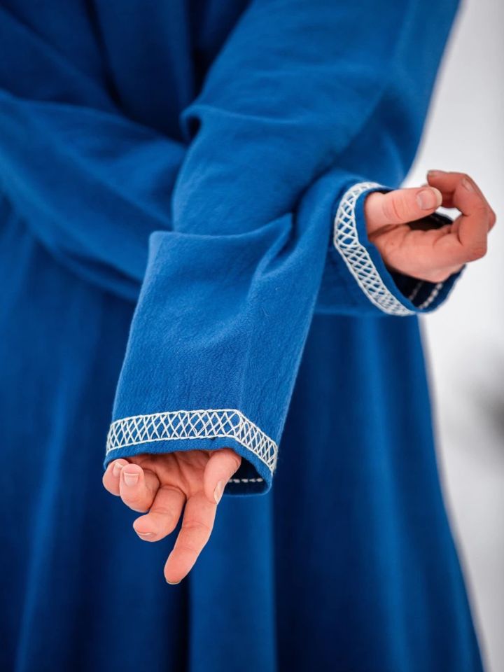 Robe viking Brigida bleue 6