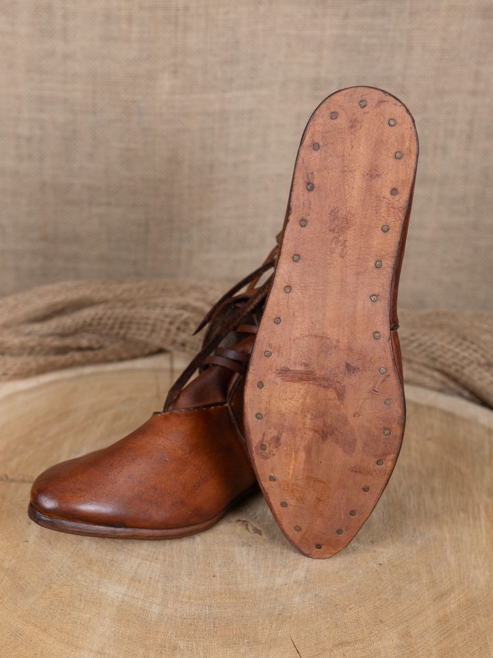 Chaussure médiévale semelle simple cloutée, marron 45 6