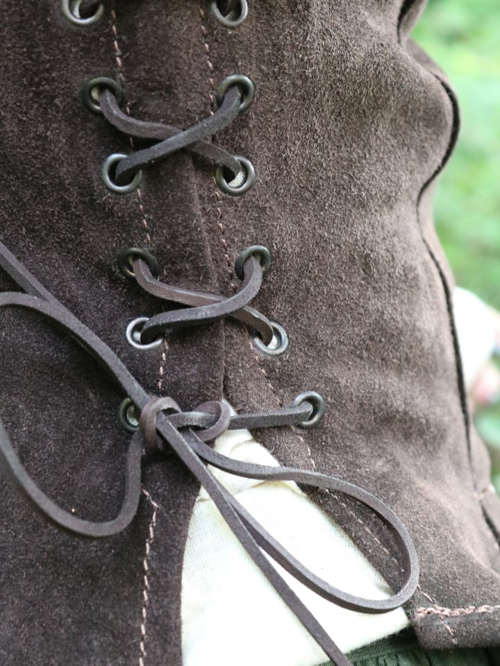 Corset en cuir marron 6