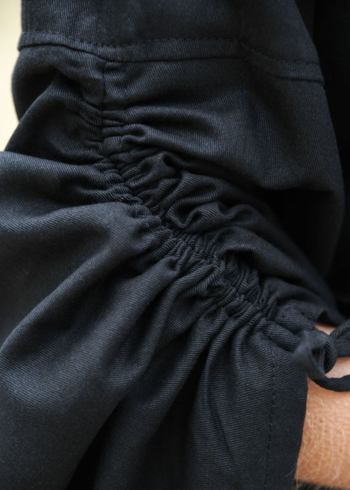 Robe médiévale Isra avec capuche, noire XXL 8