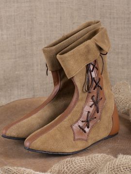 Bottines médiévales avec laçage sur le côté en marron 42