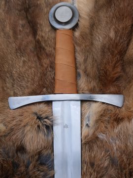 Épée courte d'archer